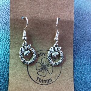 Wreath earrings